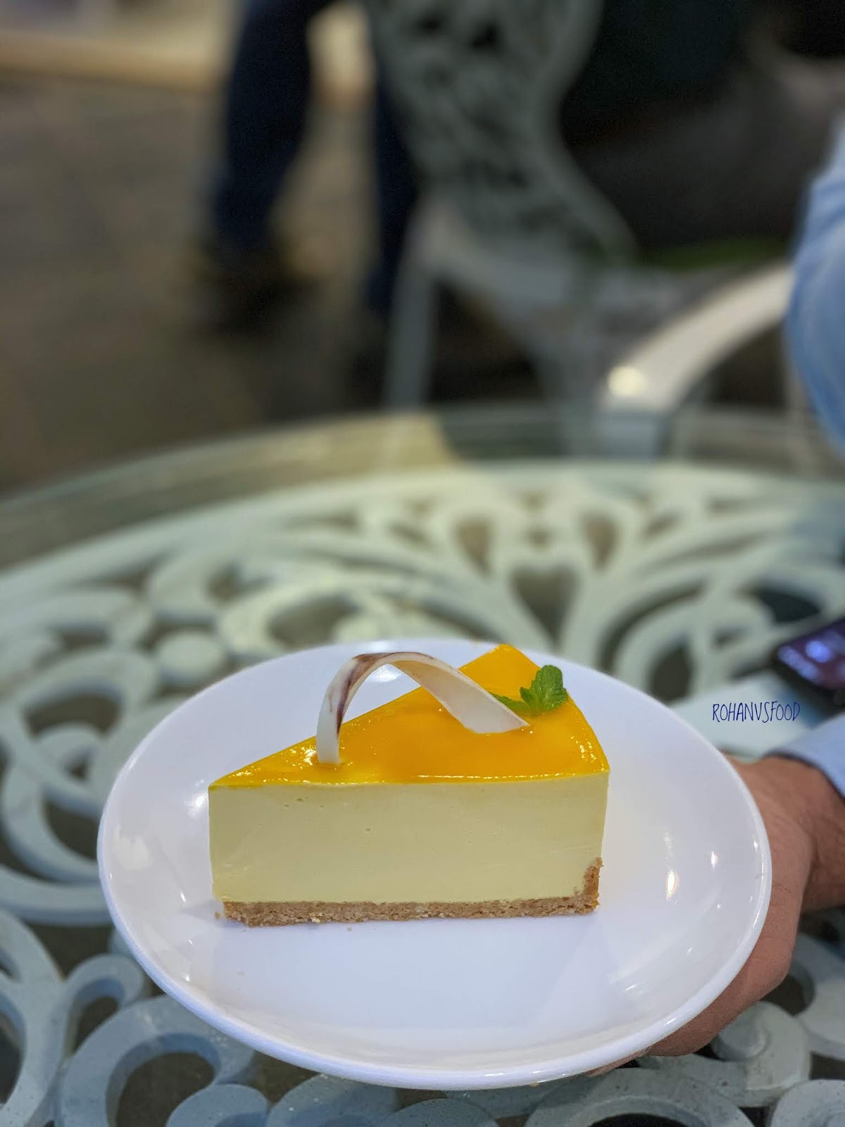 rohanvsfood German Bakery Bandra, Mumbai