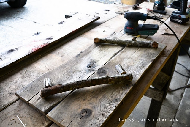 Funky checkerboard tray with vintage yardstick handles, via FunkyJunkInteriors.net Funky checkerboard tray with vintage yardstick handles, via FunkyJunkInteriors.net