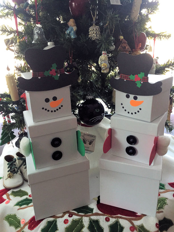 CJ & Ink: Using the Scan N Cut: Snowman Boxes and Gift Tags