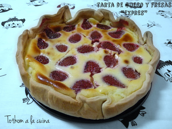 Tarta de queso y fresas exprés