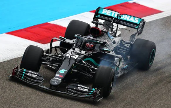 Lewis Hamilton nelle prove libere del gran premio del Bahrain 2020