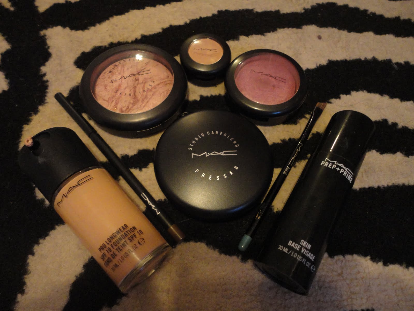 How To A Mac Makeup Kit Mugeek Vidalondon