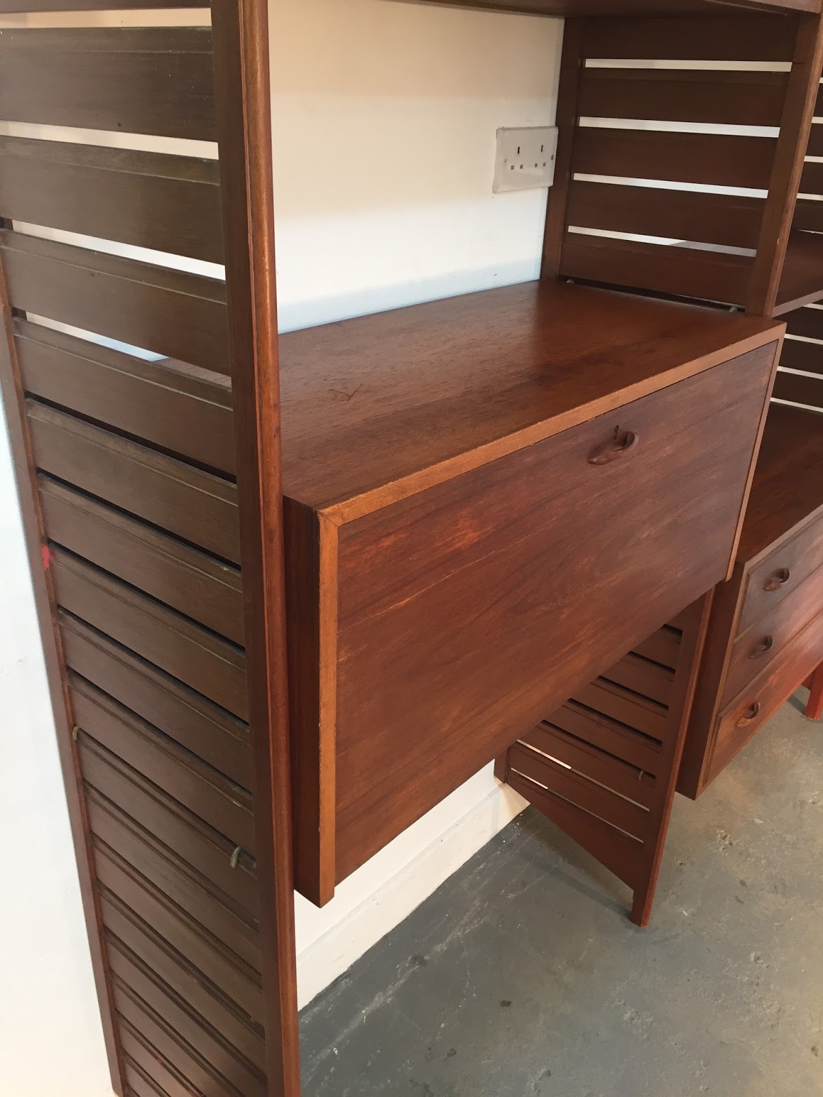 Vintage Furniture Ireland OCD Ladderax Modular Shelving Unit Open