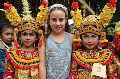 Gara Danza Barong Bali 2013 rebeccatrex