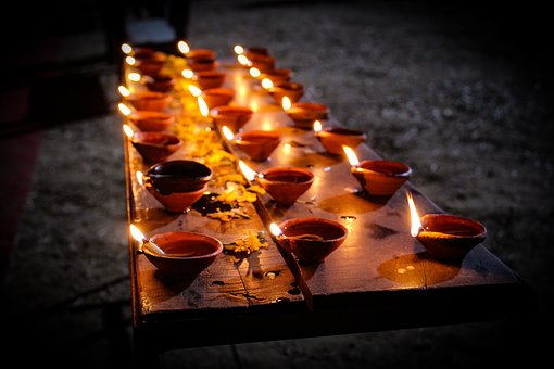 Long and Short Essay on Diwali for Students