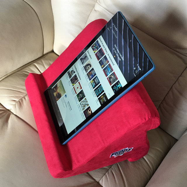 Flippy Tablet, Kindle, Phone, and Book Stand Lap Pillow Review