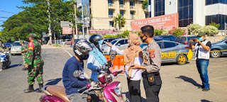 Polres Pelabuhan Makassar Bersama TNI dan Tim Kesehatan Lakukan Razia Pemudik