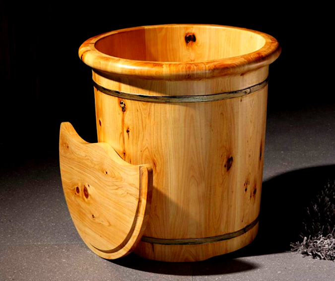 Wooden Barrel Bathtub