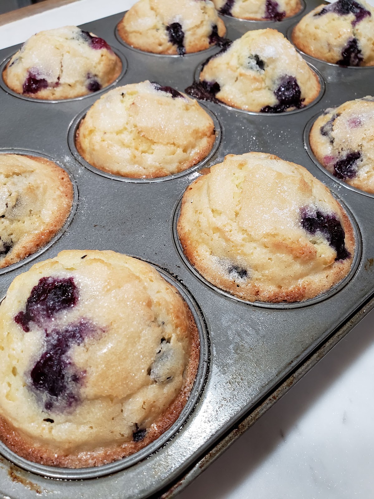My Patchwork Quilt: FAMOUS DEPARTMENT STORE BLUEBERRY MUFFINS