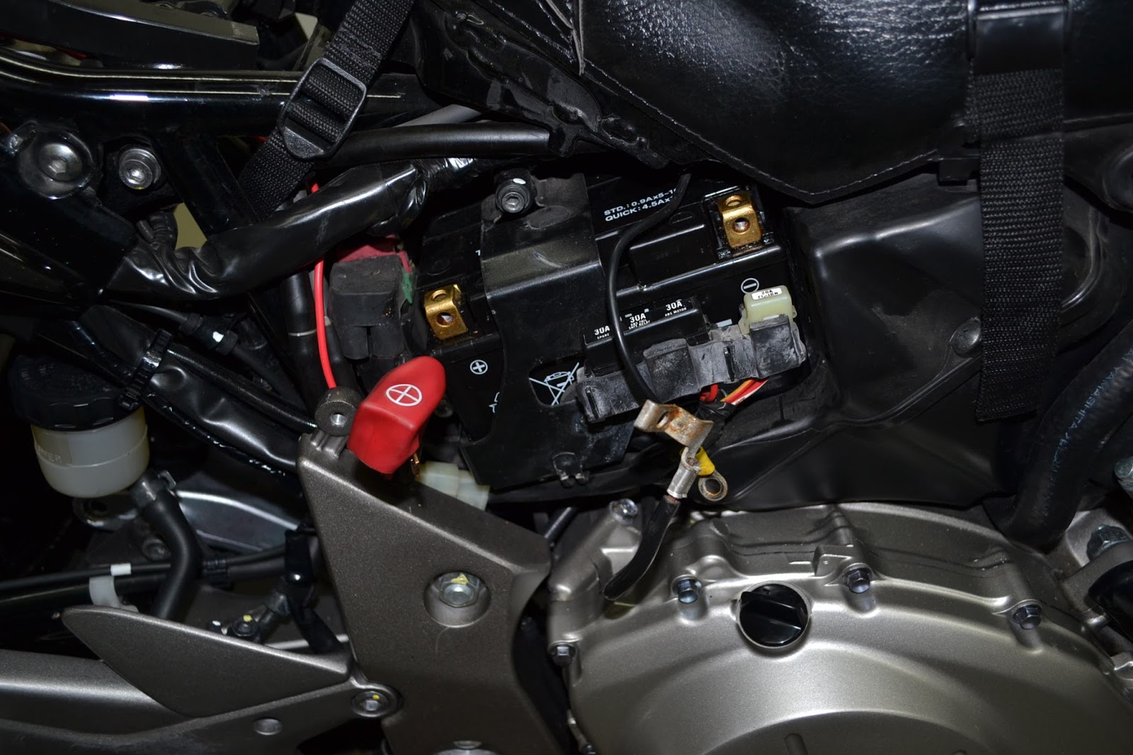 Motorrad Schraubertipps Onlinewerkstatt: Honda CBF 1000 ABS Bj.2008 ...