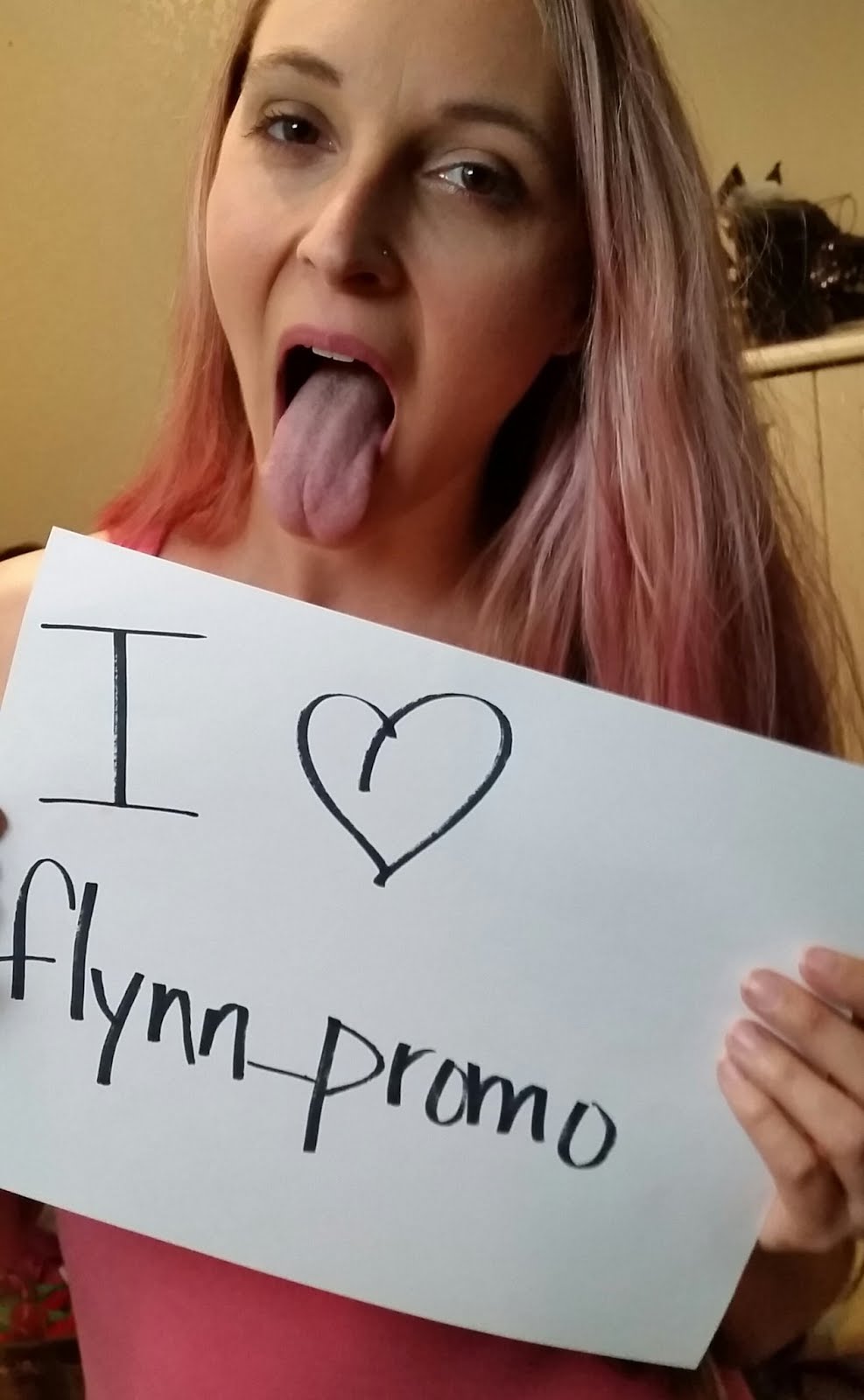 FanSign from the stunning @allieeveknox