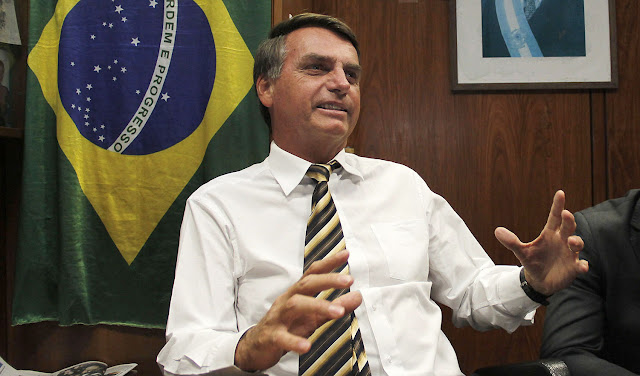 O fenômeno Bolsonaro terá dificuldades para governar. O fenômeno Bolsonaro terá dificuldades para governar.