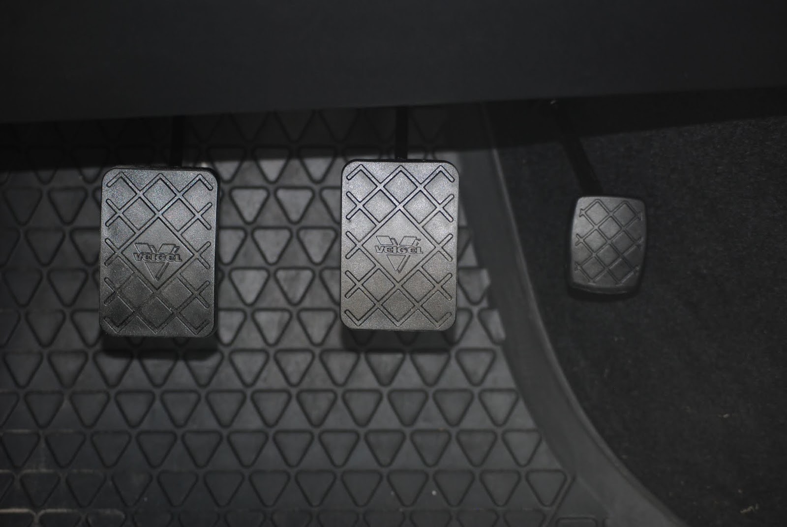 Braking ECU Brake by wire Automotive Electronics