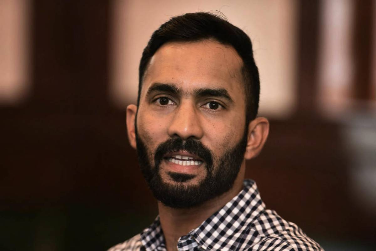 Do You Know Dinesh Karthik Net Worth 2020 Urnetwoth Dinesh karthik was one of the plethora of wicketkeepers tried out by india in the ganguly era of indian cricket before the arrival of mahendra singh dhoni. dinesh karthik net worth 2020