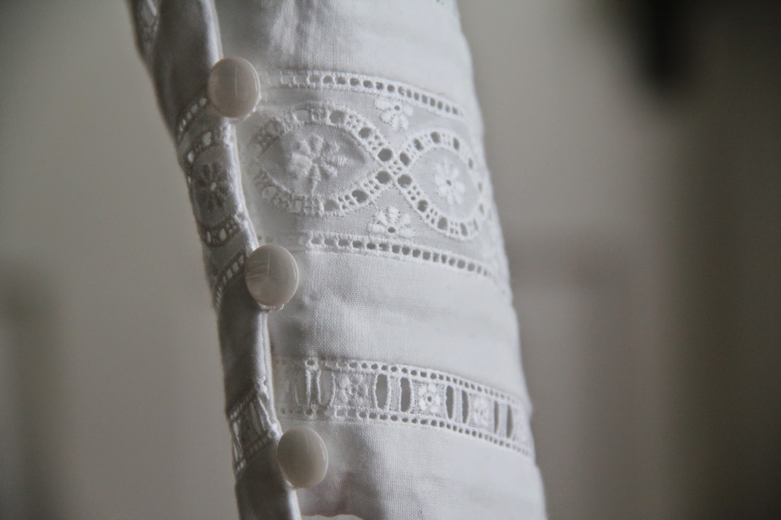 sleeve cuff with swiss insertion lace