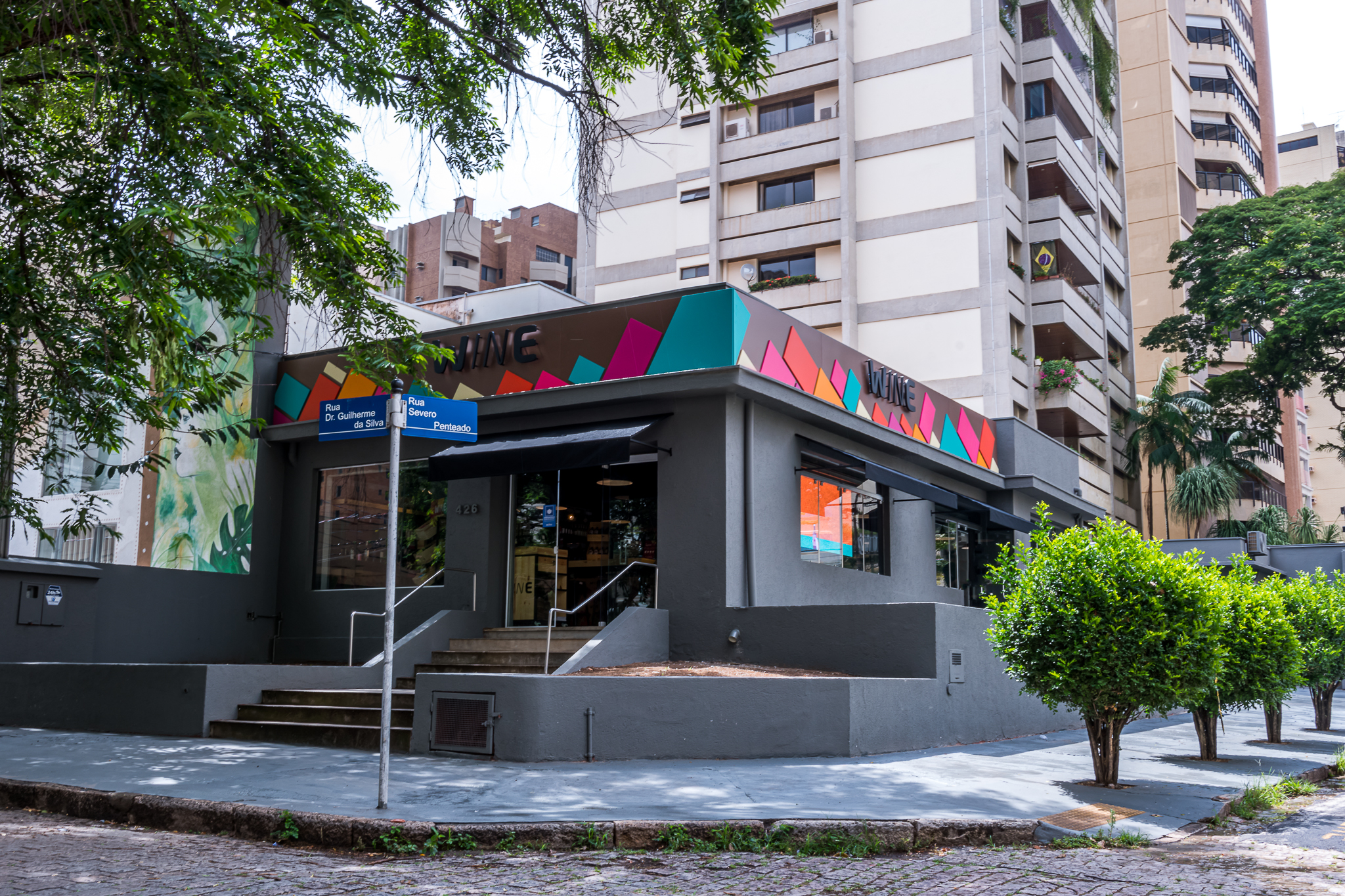 Wine, maior clube de assinatura de vinhos do mundo, inaugura loja em