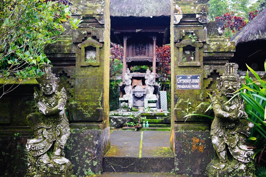 Pura Luhur Batukaru temple off the beaten track in Bali