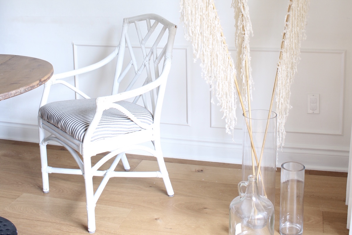 DIY Faux Pampas Grass with Yarn Harlow & Thistle