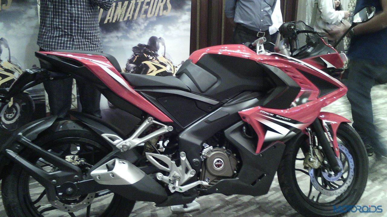 РћР±РѕРё Bajaj Pulsar 180