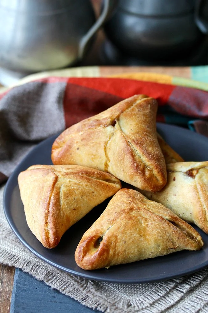 Assyrian Spinach Pies Syrian Sabanrhiyat Karen's Kitchen Stories