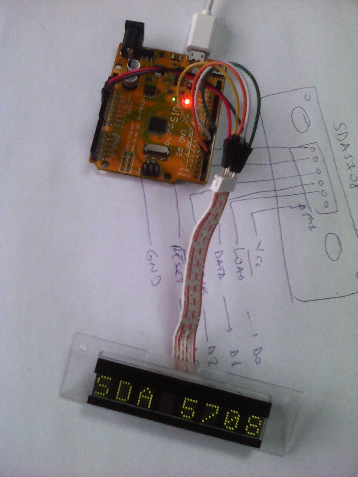 Arduino tehNiq: SDA5708: 8 character 7x5 dot matrix LED display