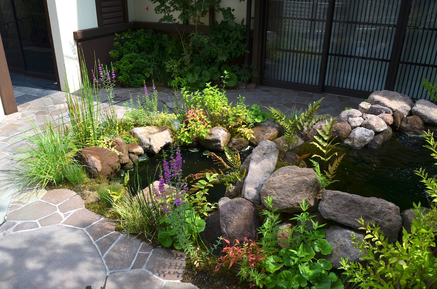 Noel's Garden Blog: Sado-naturalism? A hard look at the Japanese garden ...