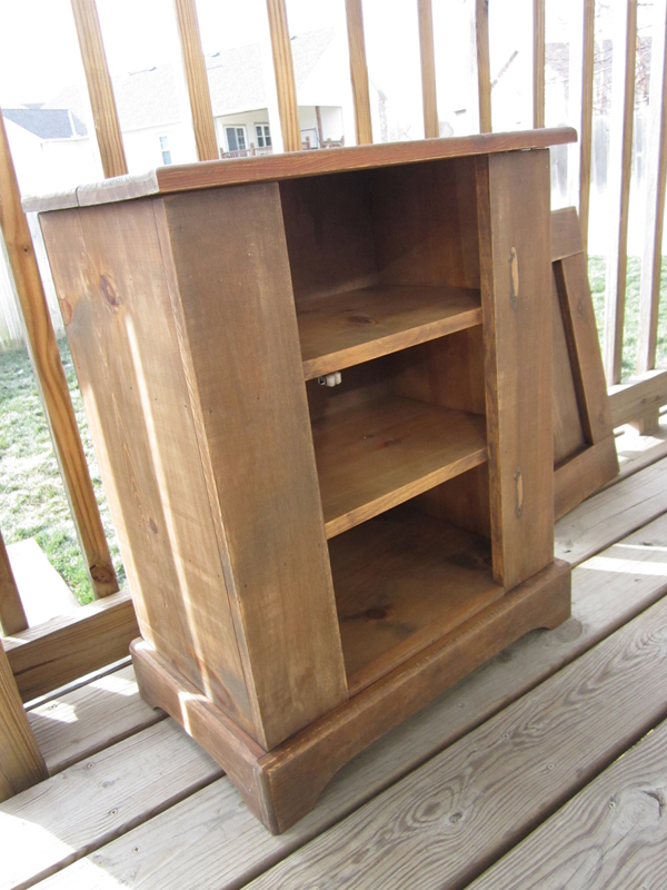 Little House on the Corner DrabtoFab Goodwill Furniture Makeover