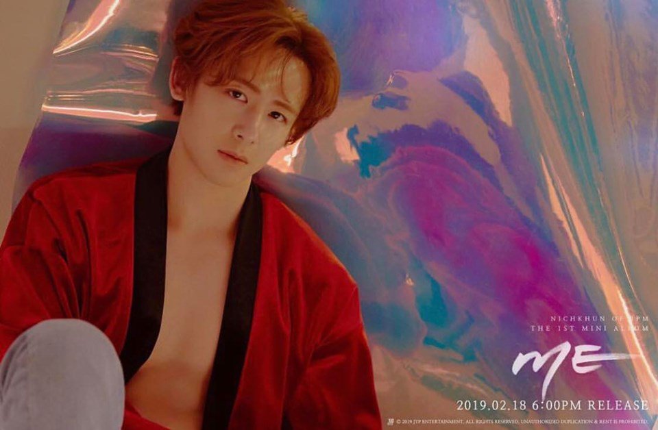 ការតុបតែងខ្លួនរបស់ Nichkhun កាលពីមុន