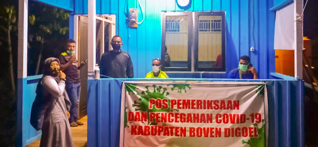 Candra Kurniawan Kunjungi Posko Penjagaan COVID-19 Boven Digoel di Kampung Kuda Candra Kurniawan Kunjungi Posko Penjagaan COVID-19 Boven Digoel di Kampung Kuda