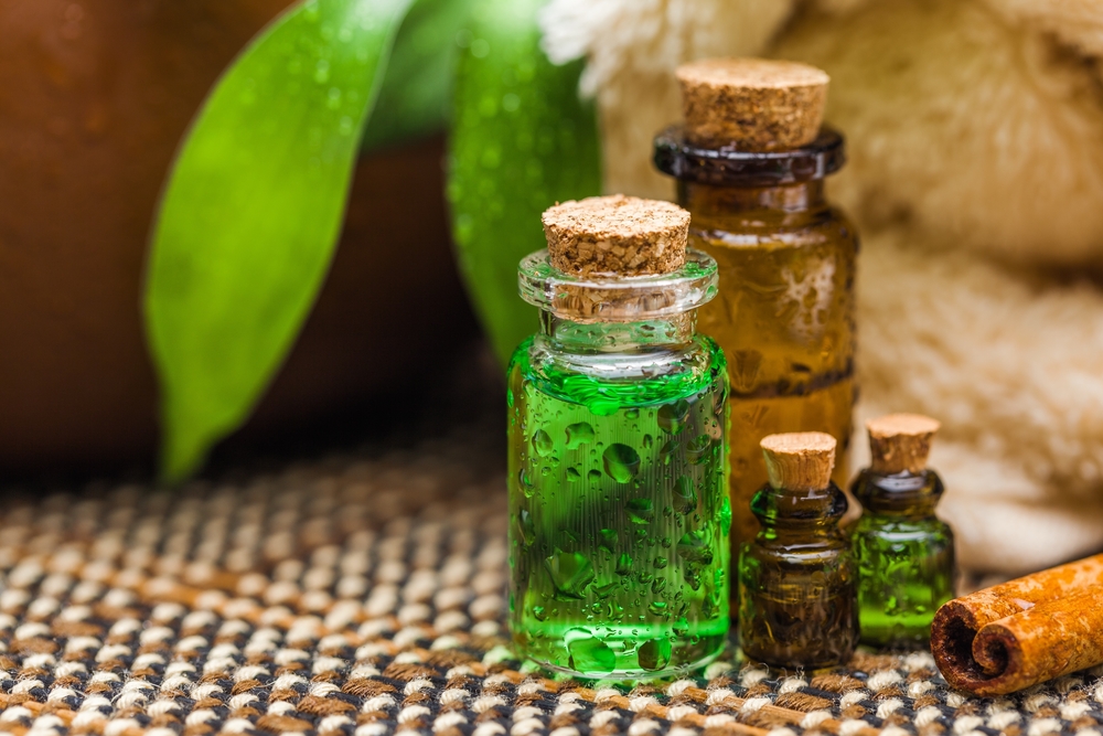 5 Tea Tree Oil Uses That Will Actually Make You See Results Natural
