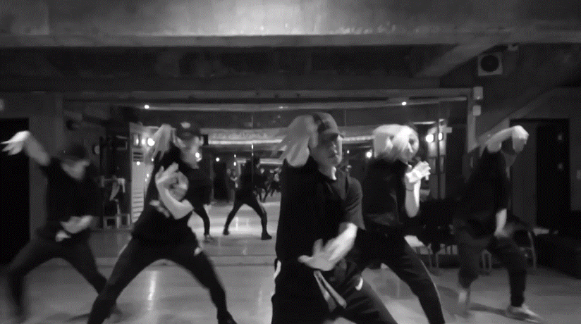 노래도 잘 만드는데 춤선도 괜찮은것 같은 싱어송라이터 | 인스티즈