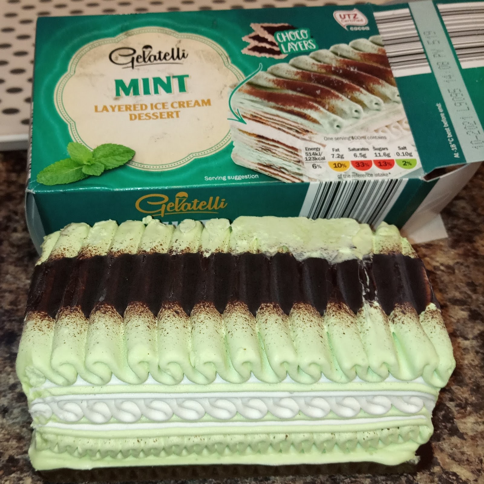 Supersupergirl's Food Reviews [Review] Lidl Gelatelli Mint Layered Ice