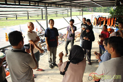 Gokart Seru di Marina Circuit Batam Gokart Seru di Marina Circuit Batam