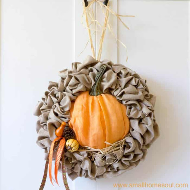 15 Decorative Pumpkin Crafts to Make this Autumn