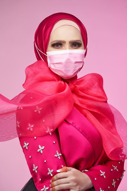Rozita Che Wan Duta Baharu Himaya Premium Hijab Medical Face Mask Blush Rose! RM 2 Dari Setiap Pembelian Akan Disalurkan Kepada MAKNA.