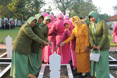 ZIARAH HUT KARTINI