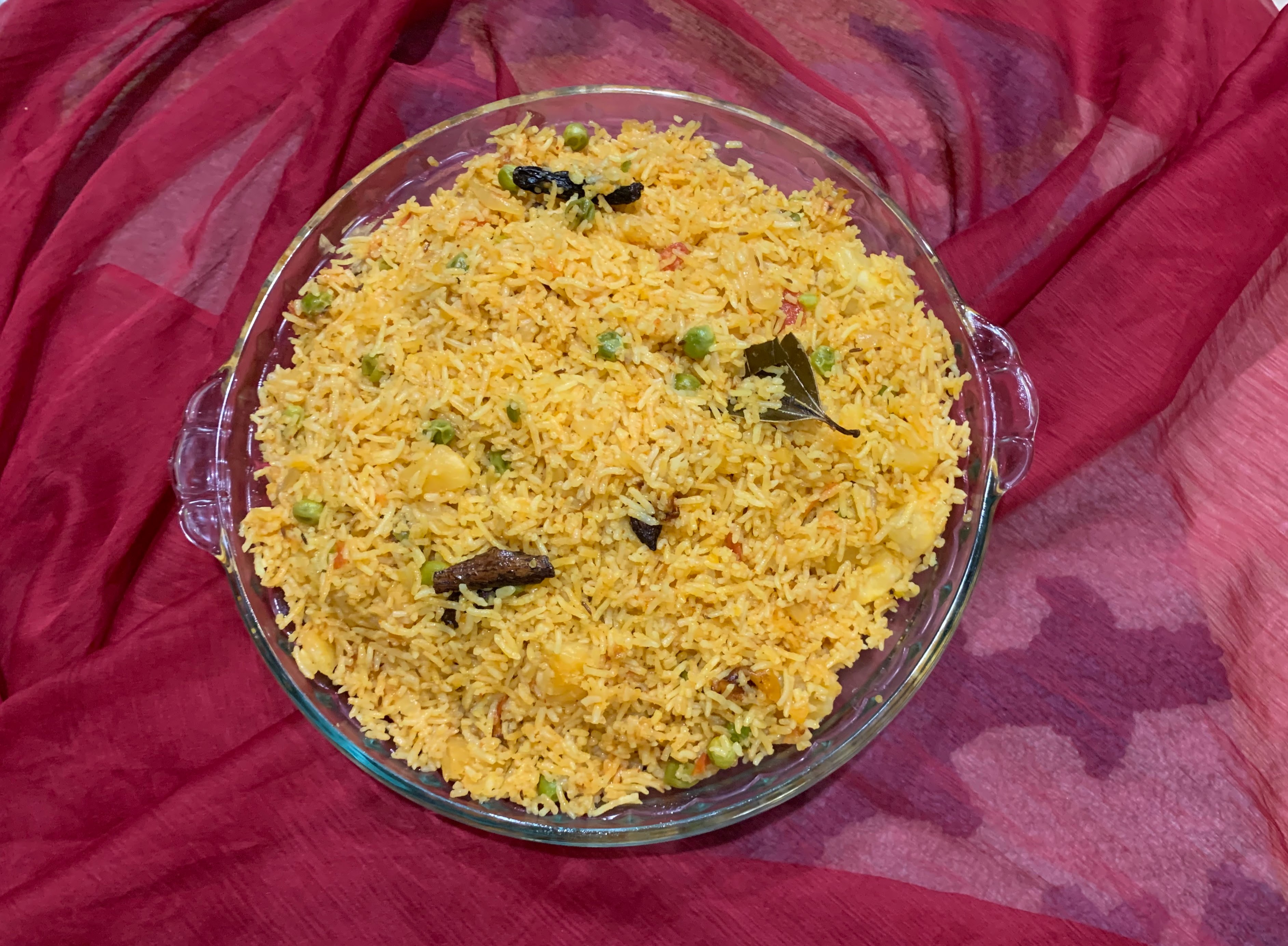 Yum! Yum! Yum! Aloo Matar Pulao Potato Peas Pulao (Instant Pot Method)