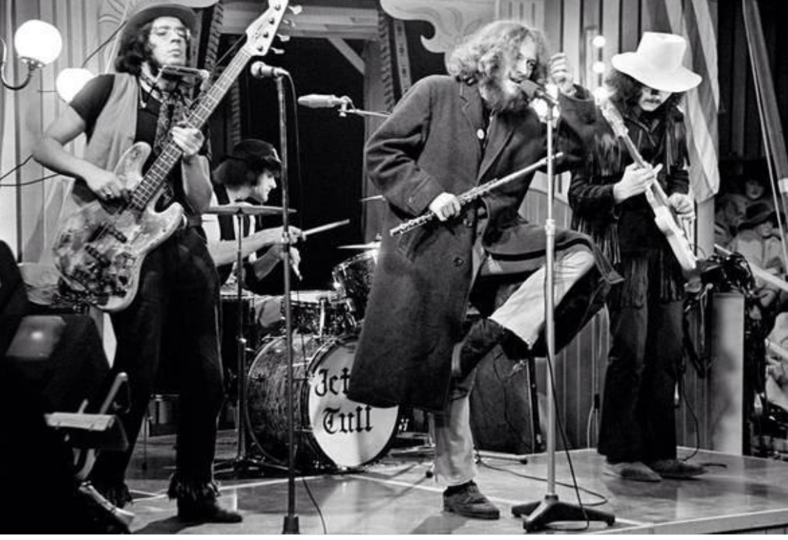 джетро талл википедия. Jethro tull "a". группа jethro tull. группа jethro tull. Jethro tull тони айомми.