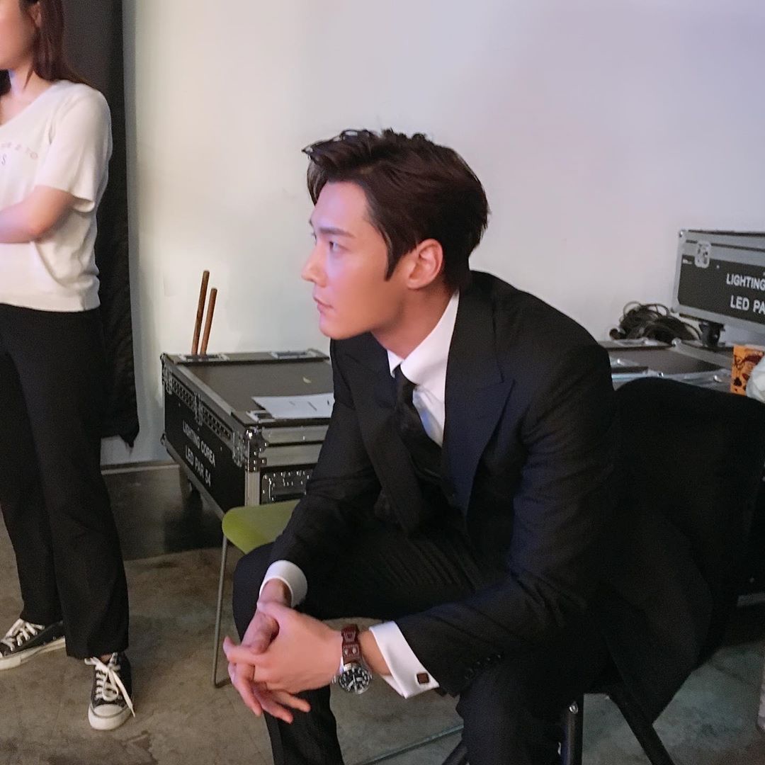 인생 내 던진 최진혁의 근황...jpgif | 인스티즈