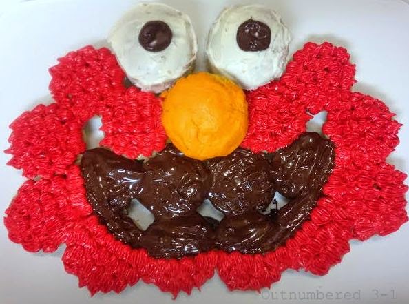 A Royal Bash With Fisher-Price 1st Birthday, 1st Birthday cake, Elmo, Sesame Street, Royal Bash, Fisher-Price