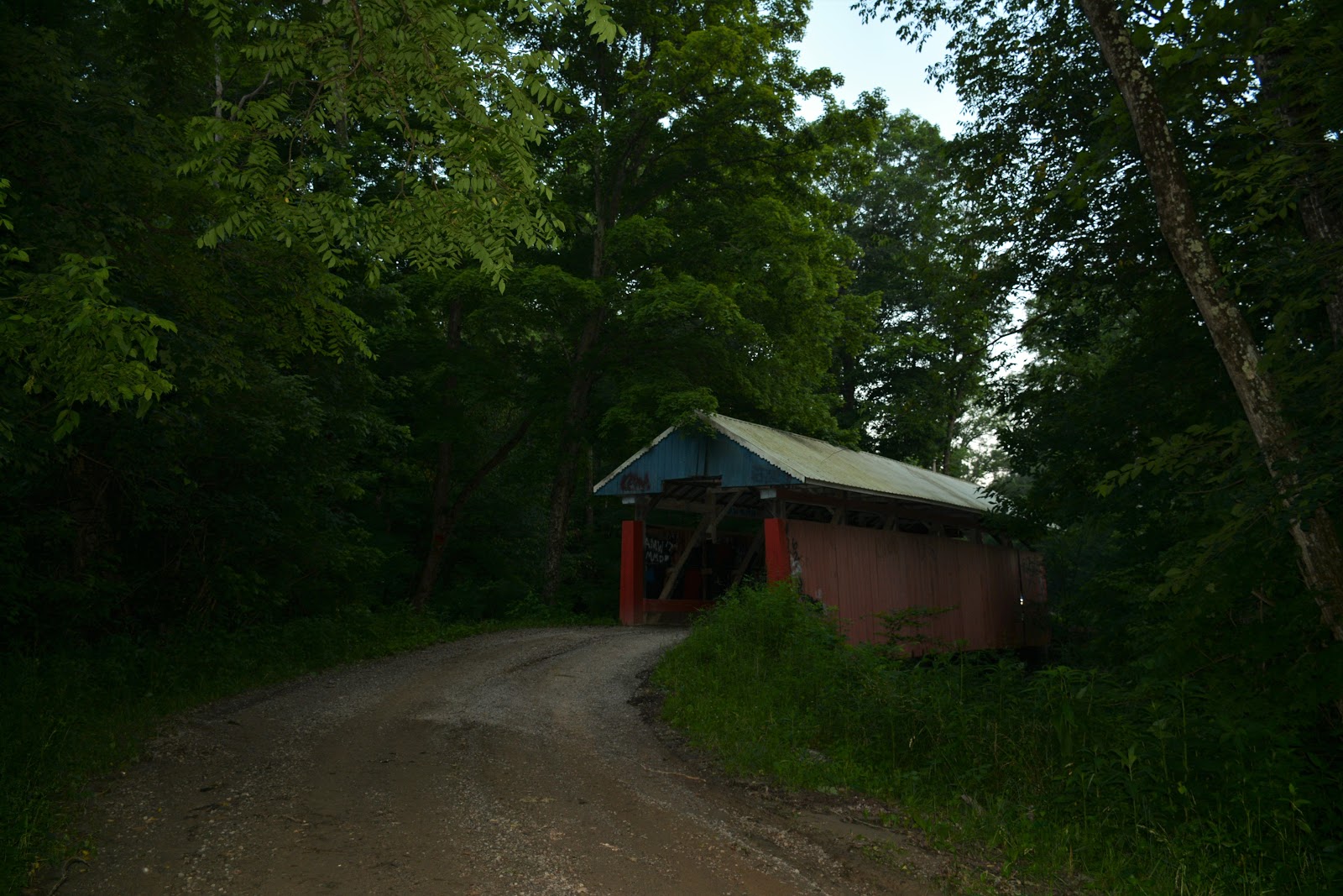 COVERED BRIDGES IN OHIO + JACKS HOLLOW COVERED BRIDGE MT. PERRY, OHIO