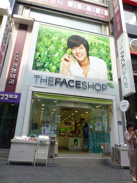 faire du shopping à Myeongdong à Séoul