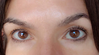 ojos sin abiertos Máscara de pestañas SKY HIGH de Maybelline 05