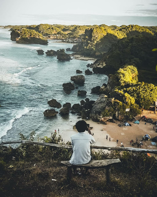 Pantai Ngrumput Gunung Kidul, Tempat Camping Seru Pantai Ngrumput Gunung Kidul, Tempat Camping Seru