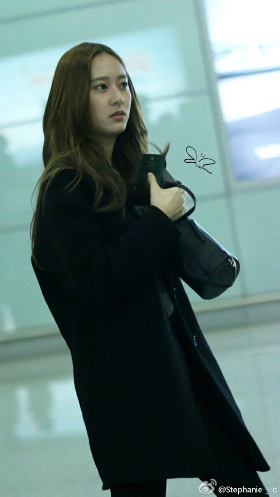 어제 오늘자 f(x) 크리스탈 공항패션 | 인스티즈