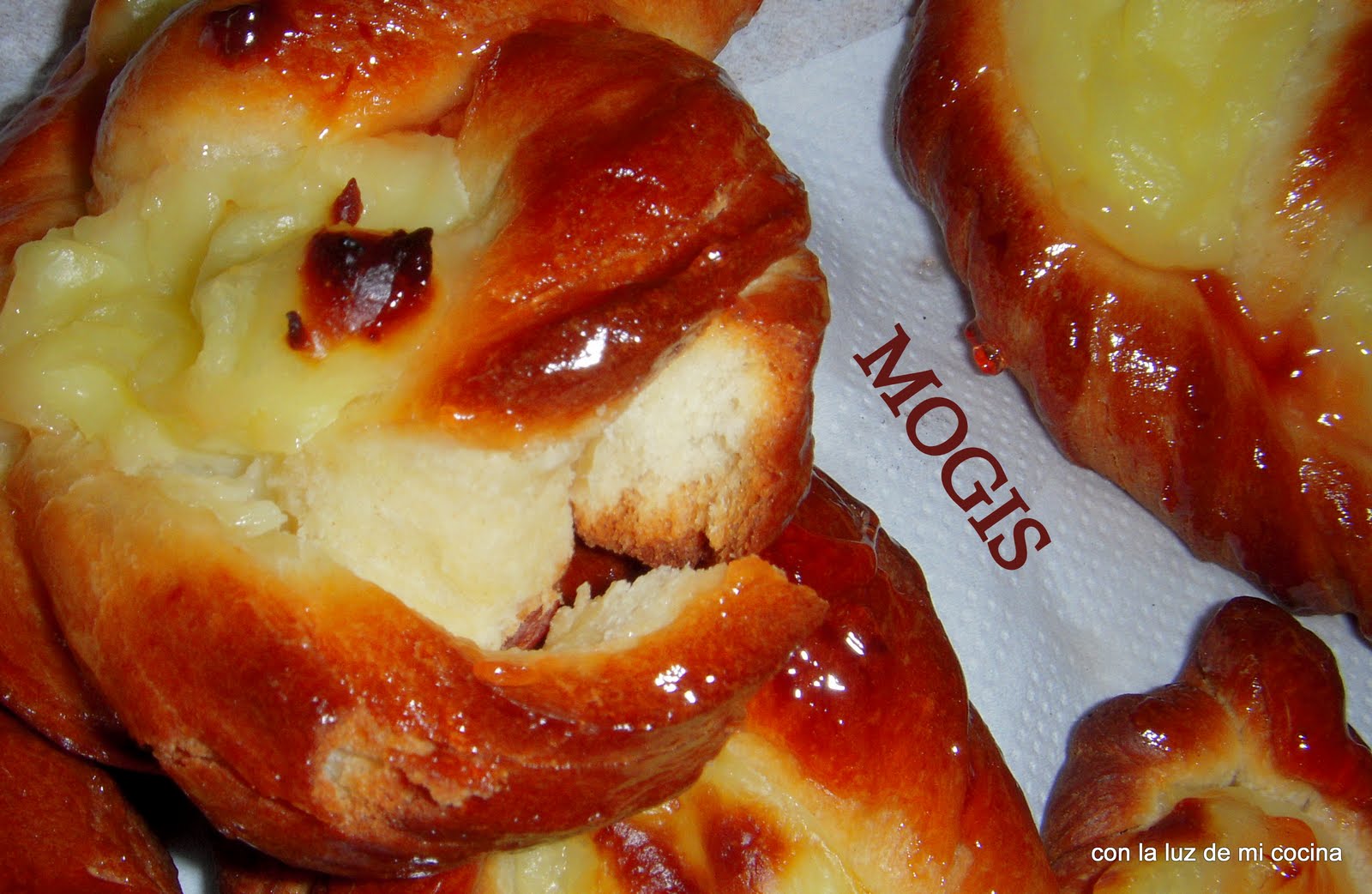 con la luz de mi cocina: MOGIS O MUGIS