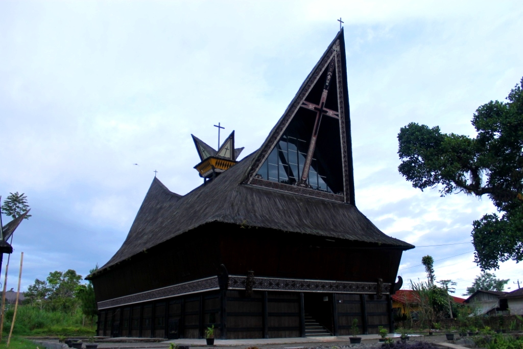 Fotografi Gereja Katolik Indonesia: Gereja Katolik St. Dionysius