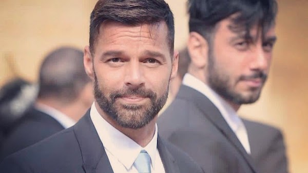  Ricky Martin revela su rutina de belleza y uno de sus secretos de bienestar