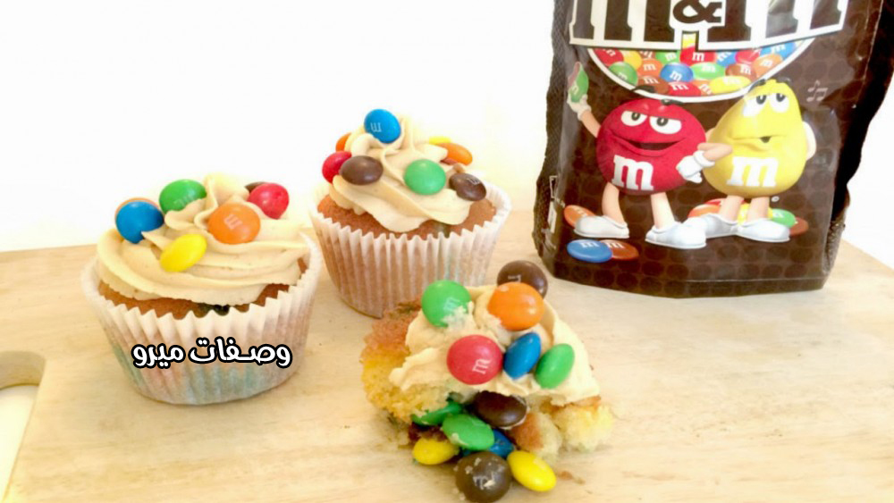 كب كيك m&ms للأطفال