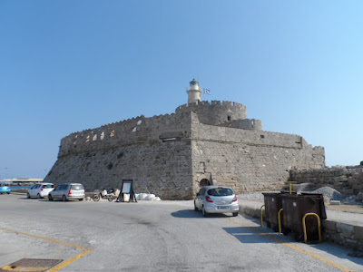 Viagem Grécia – 5º dia (Cidade Medieval, Hotel Blue Sky, Banho de Mar e Pôr do Sol em Rhodes)